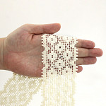 FLOWER TRIPLE BEAK LACE 6cm CHAMPAGNE 30m