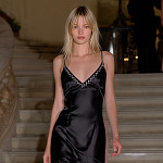 WAVY SEQUINS PIPING LACE 2,1cm BLACK/SILVER 50m