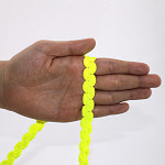 ZIG ZAG PASSEMENTERIE 1,4cm NEON YELLOW 50m / PASAMANERÍA ZIG ZAG 1,4cm AMARILLO NEÓN 50m